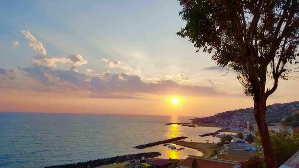 Bed and Breakfast La Collina Sul Mare Palma di Montechiaro Exterior foto